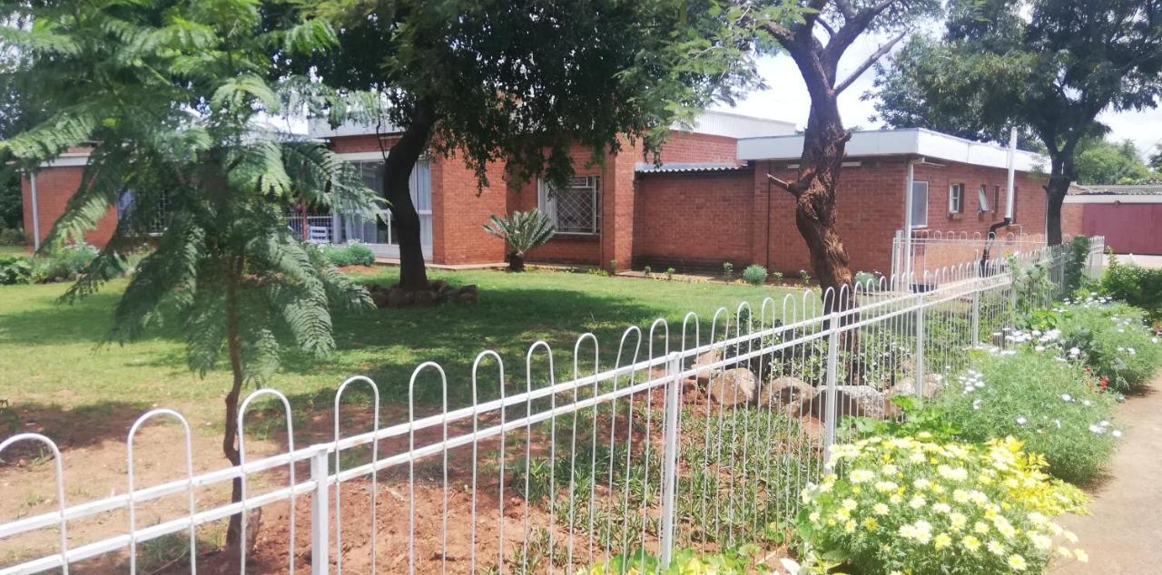 Savanna Bulawayo Ngoại thất bức ảnh